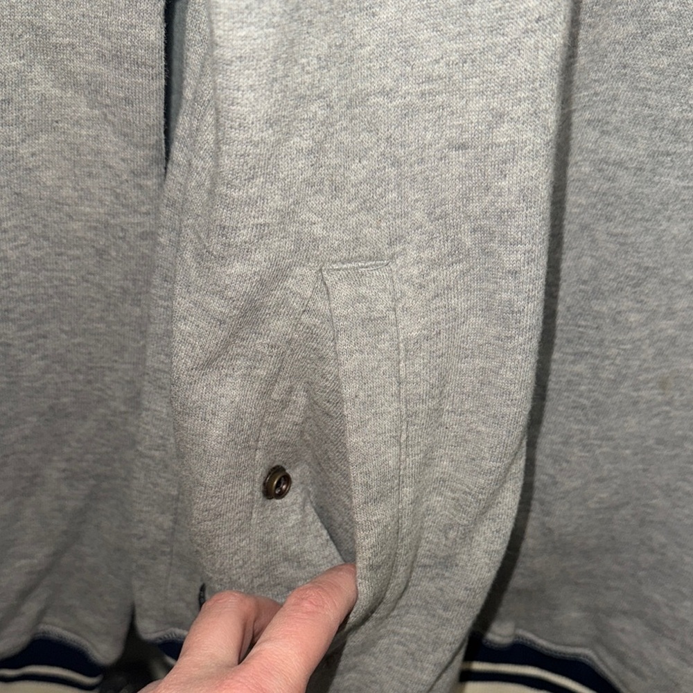 10.Deep Gray Sweater - Picture 3 of 6